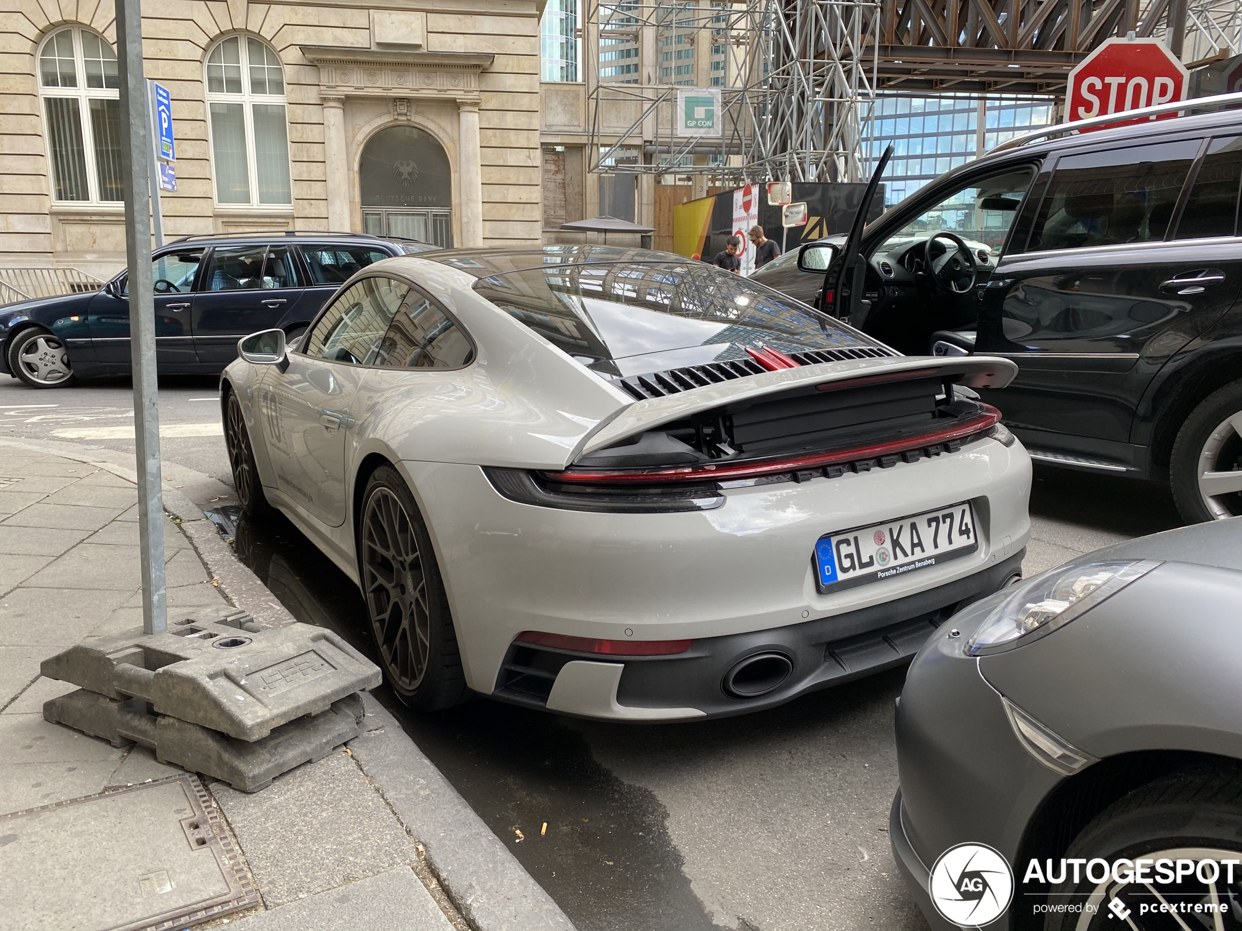 Porsche 992 Carrera S