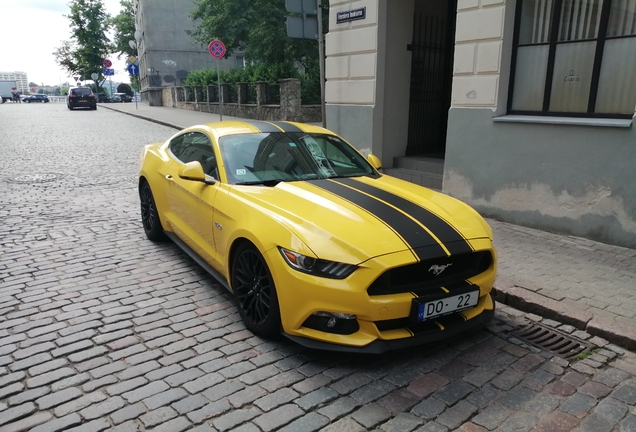 Ford Mustang GT 2015