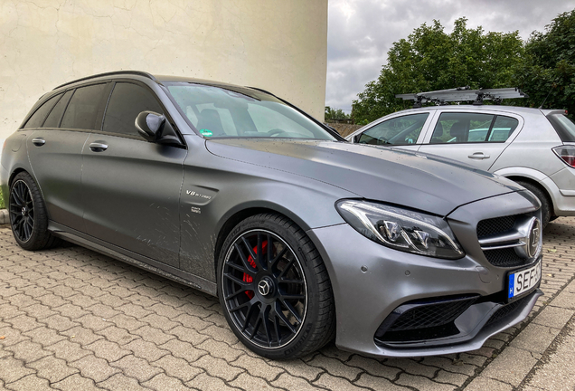 Mercedes-AMG Brabus C B40-600 S205