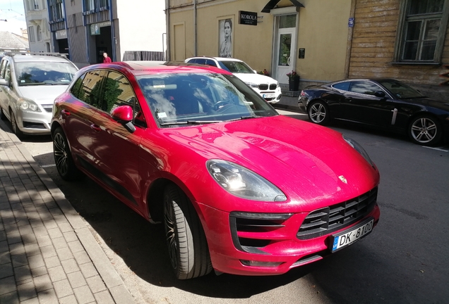 Porsche 95B Macan GTS