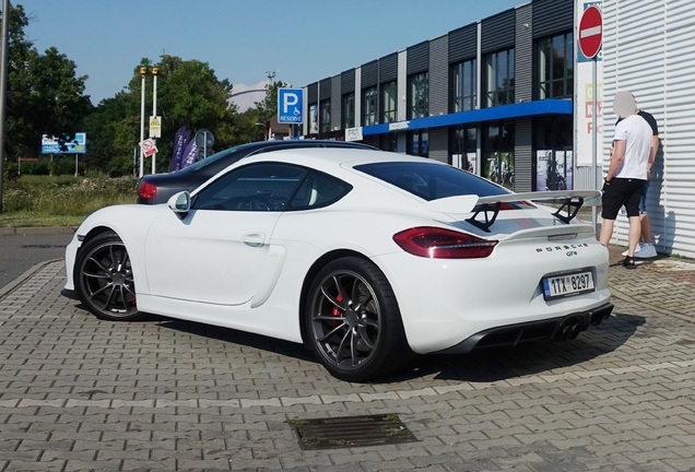 Porsche 981 Cayman GT4