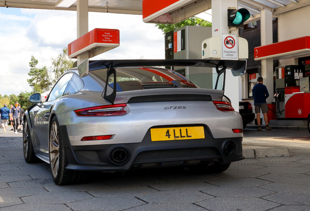 Porsche 991 GT2 RS Weissach Package