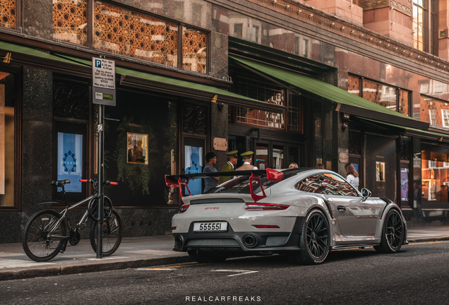 Porsche 991 GT2 RS Weissach Package