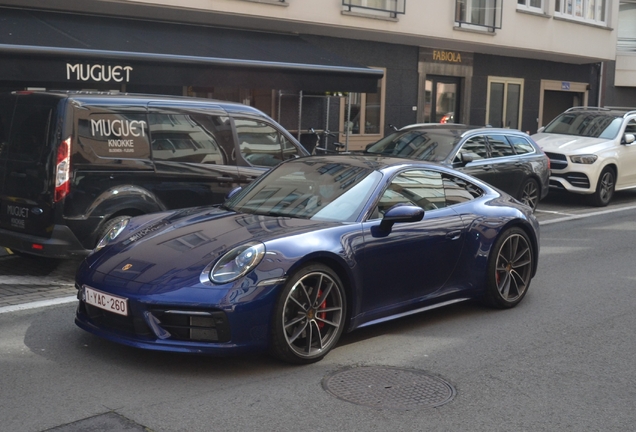 Porsche 992 Carrera 4S