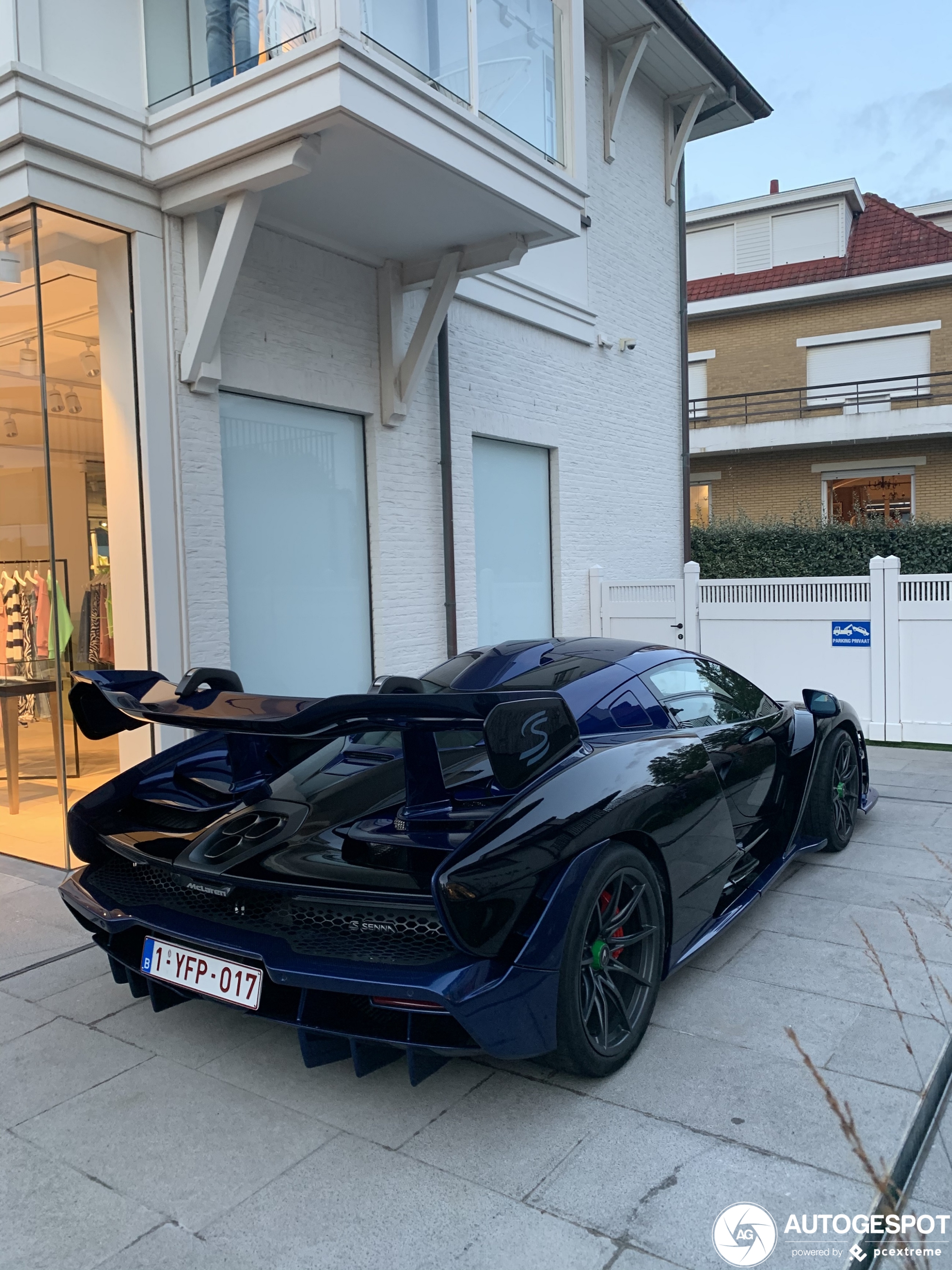 McLaren Senna