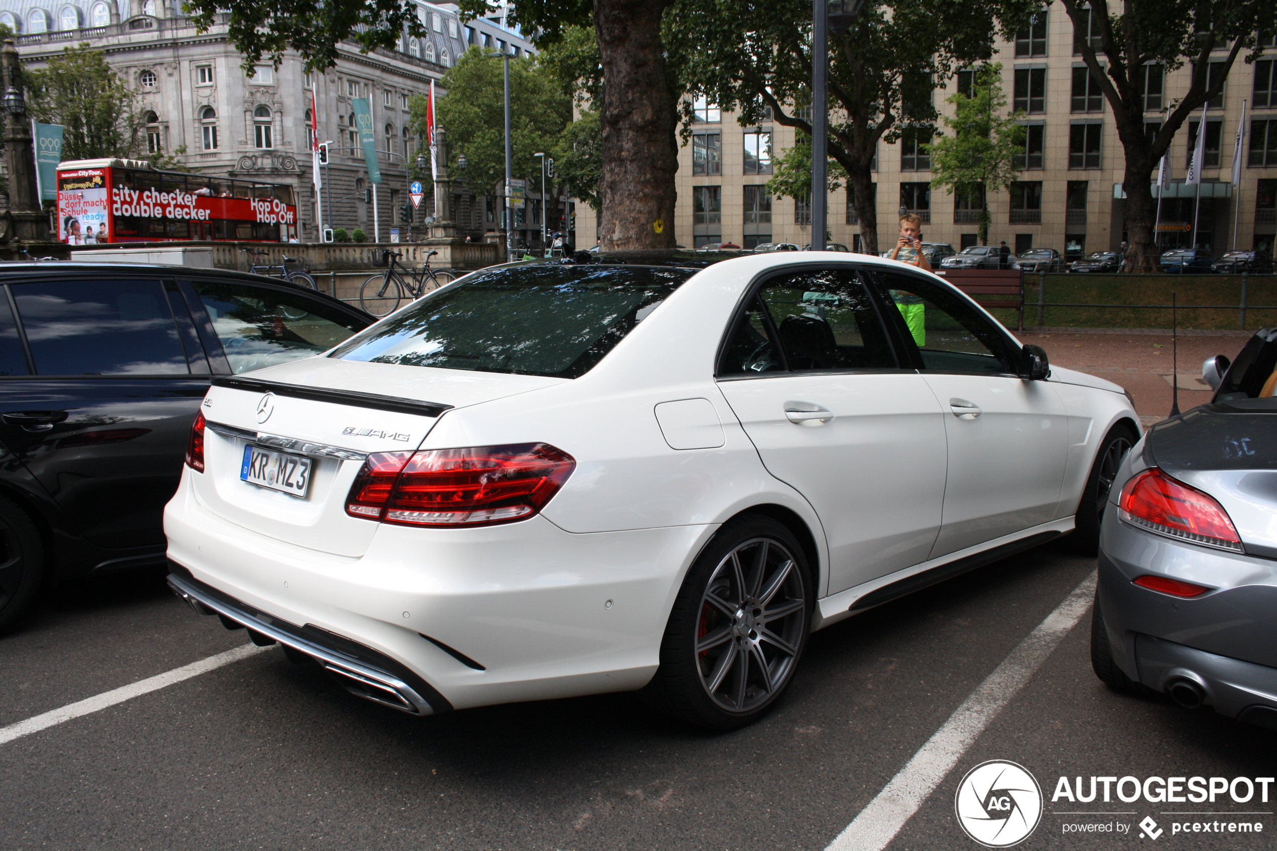 Mercedes-Benz E 63 AMG S W212