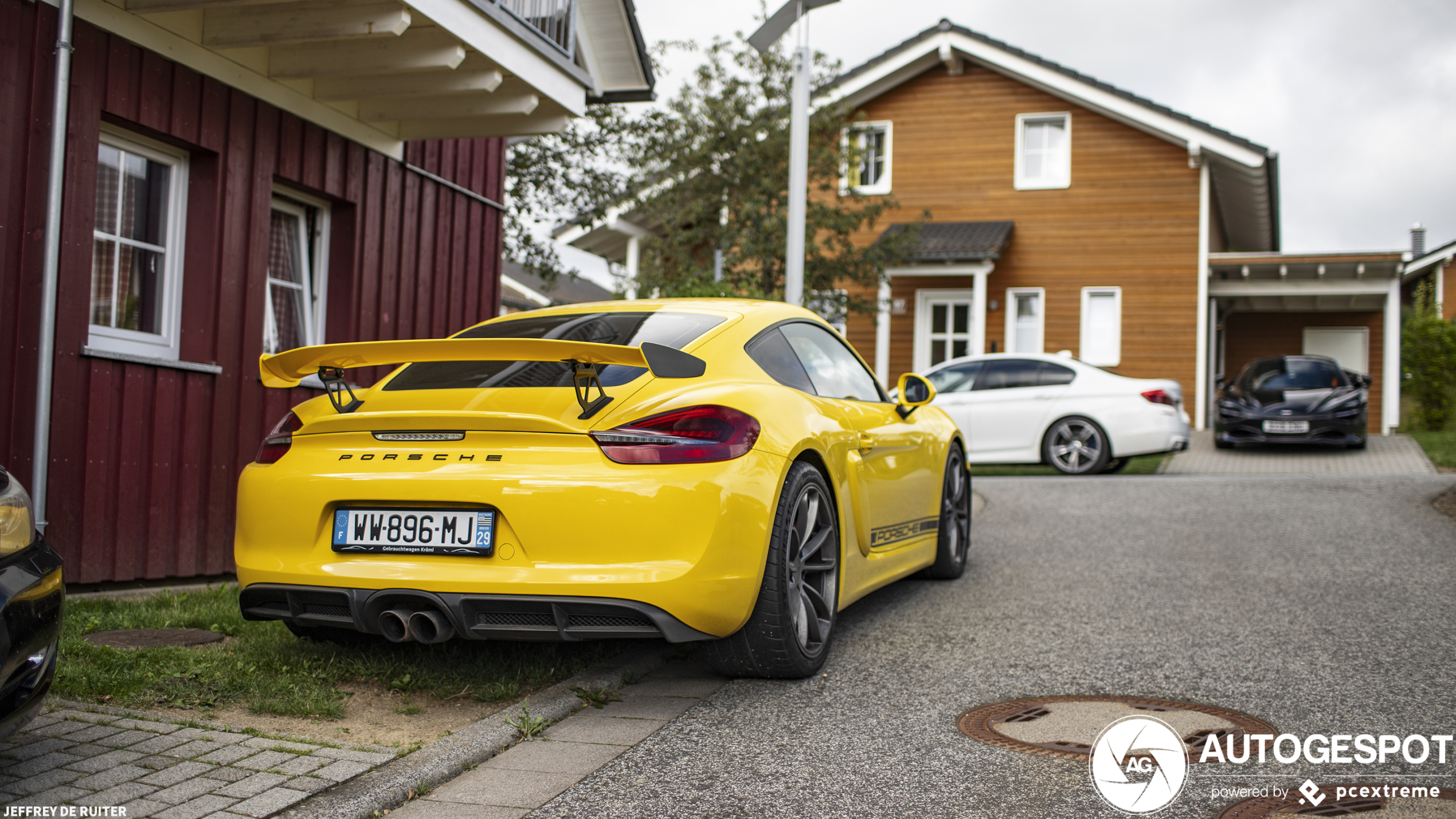 Porsche 981 Cayman GT4