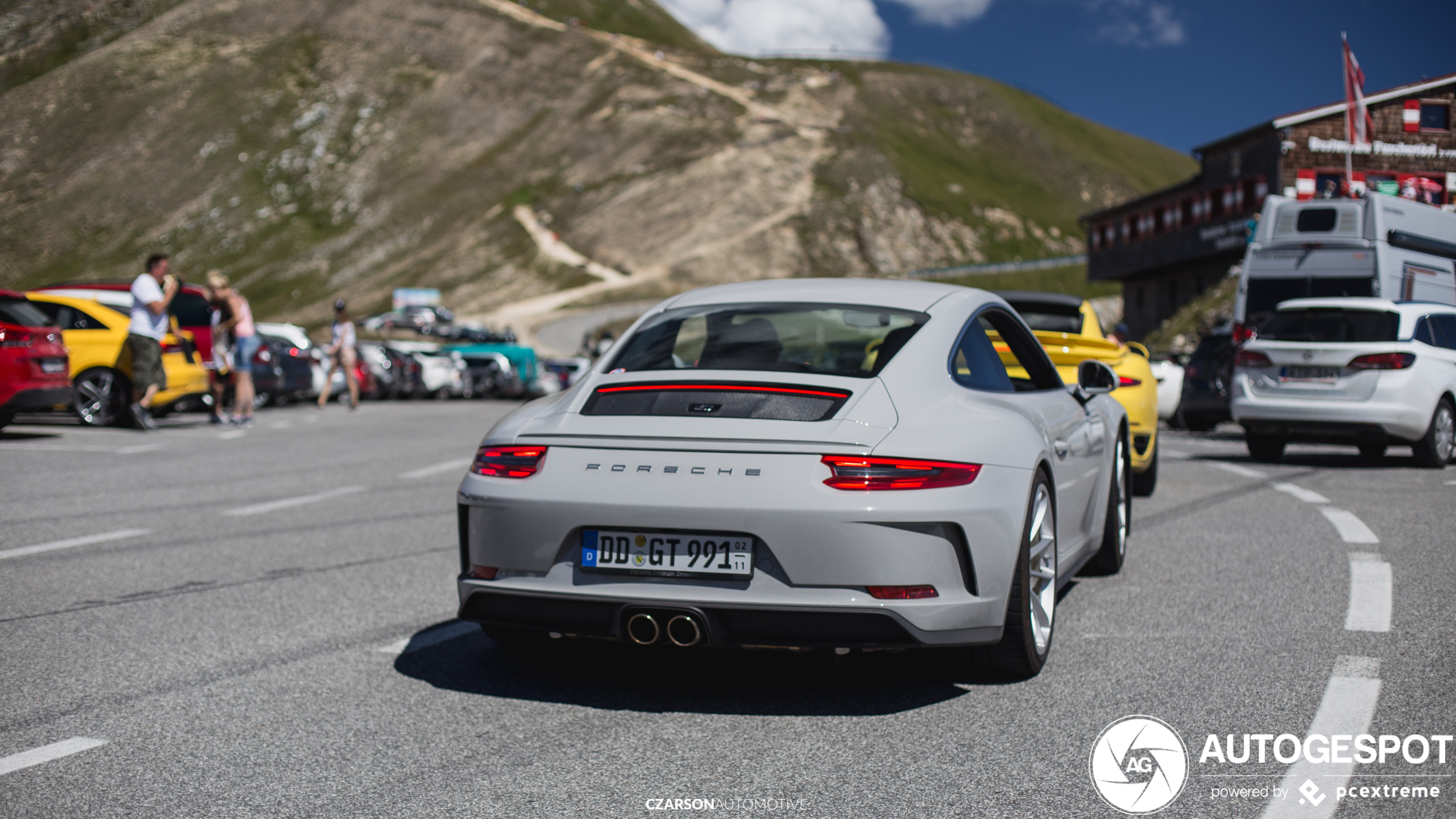 Porsche 991 GT3 Touring