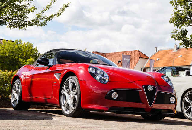 Alfa Romeo 8C Spider