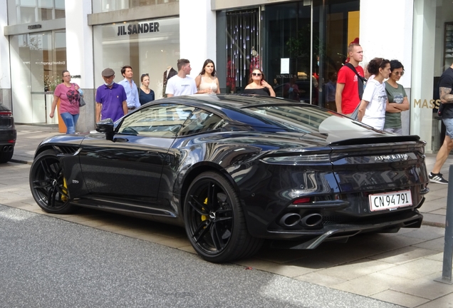 Aston Martin DBS Superleggera