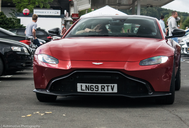 Aston Martin V8 Vantage 2018