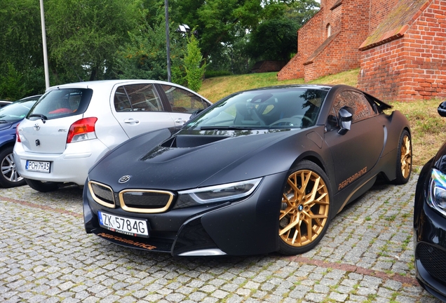 BMW i8