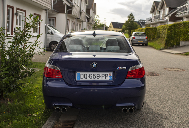 BMW M5 E60 2005