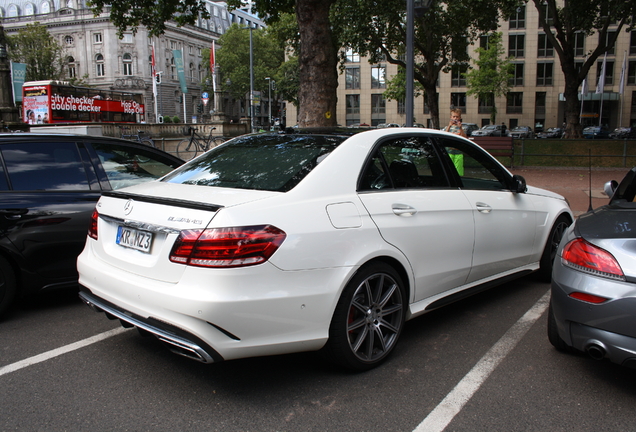 Mercedes-Benz E 63 AMG S W212