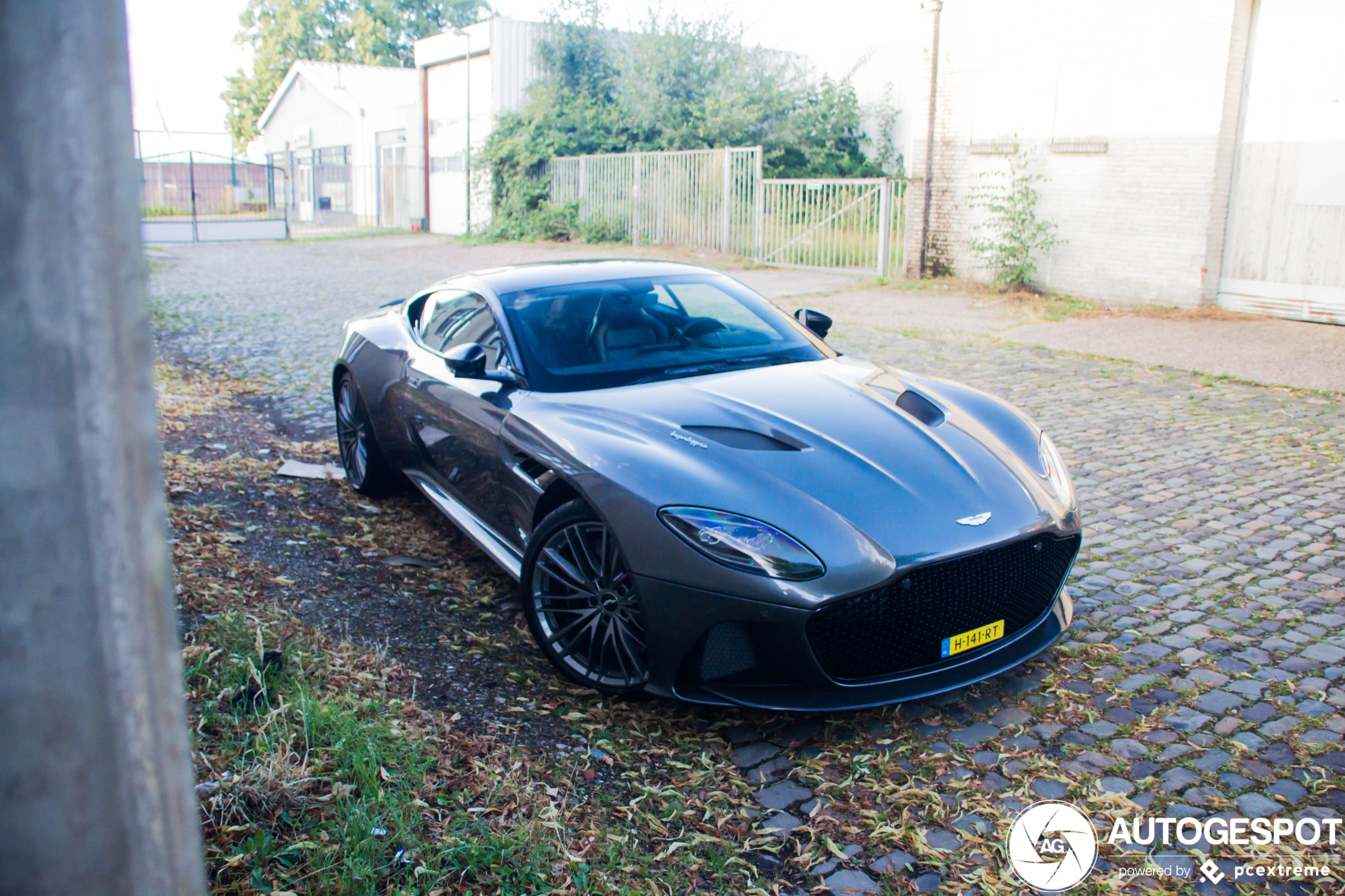 Aston Martin DBS Superleggera