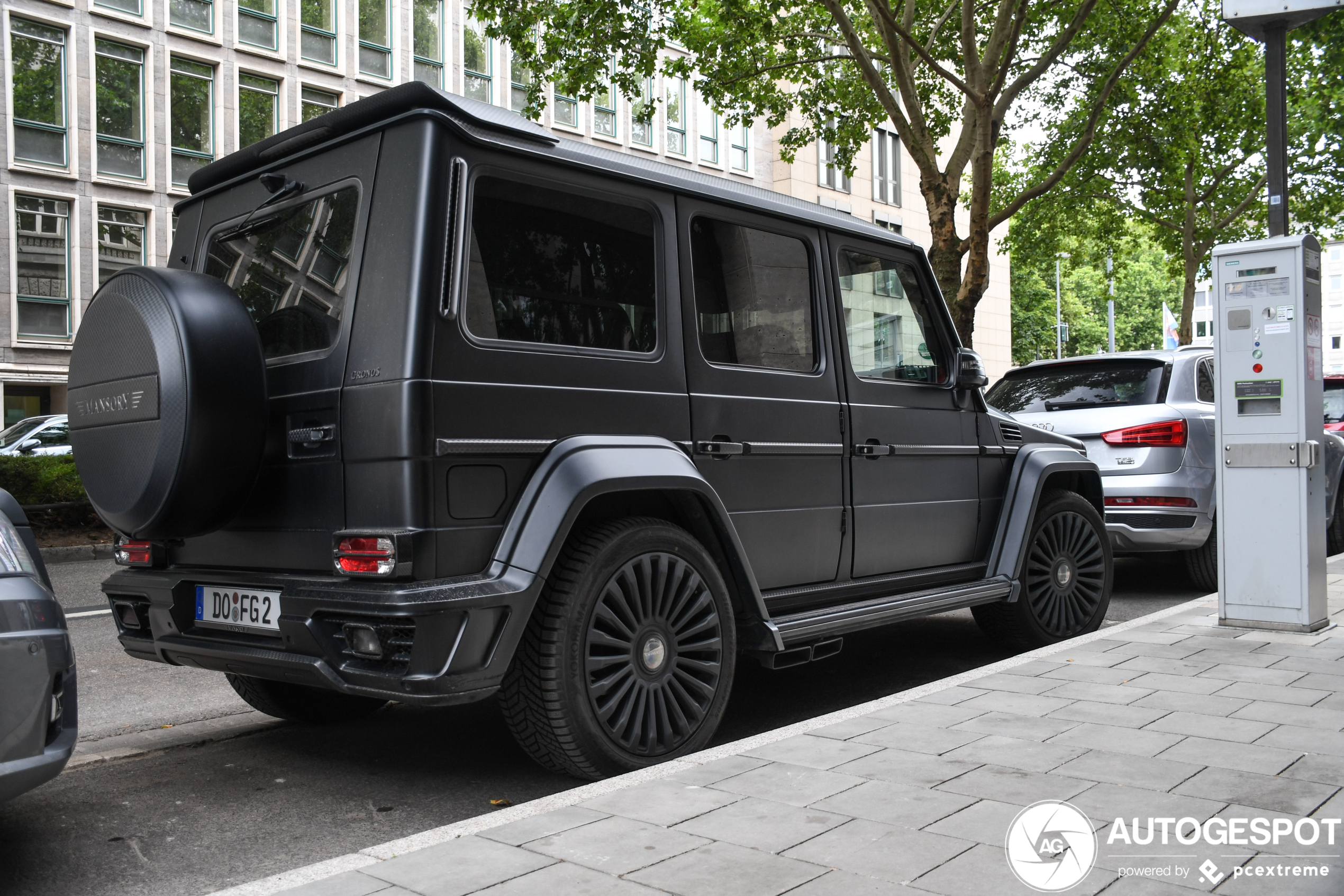 Mercedes-Benz Mansory Gronos Black Edition