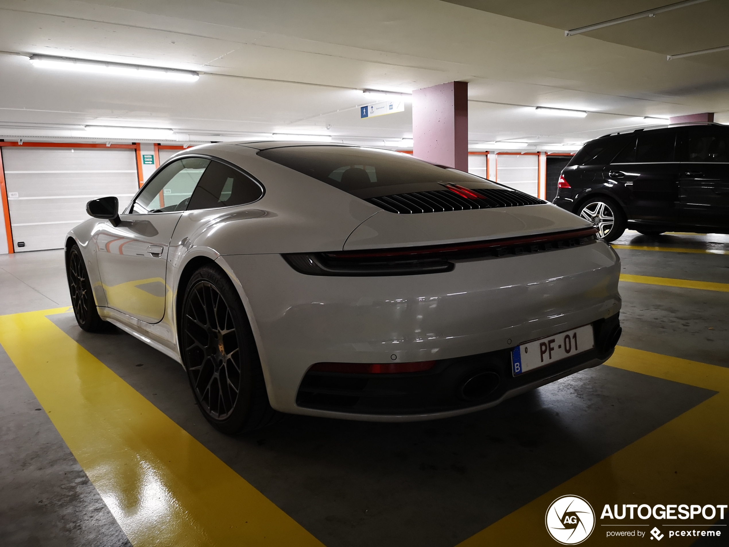 Porsche 992 Carrera 4S