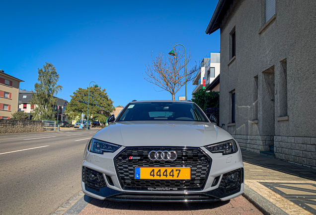 Audi RS4 Avant B9