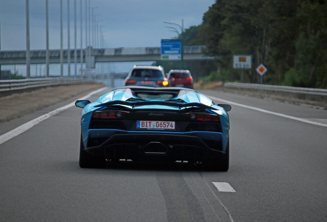 Lamborghini Aventador S LP740-4 Roadster