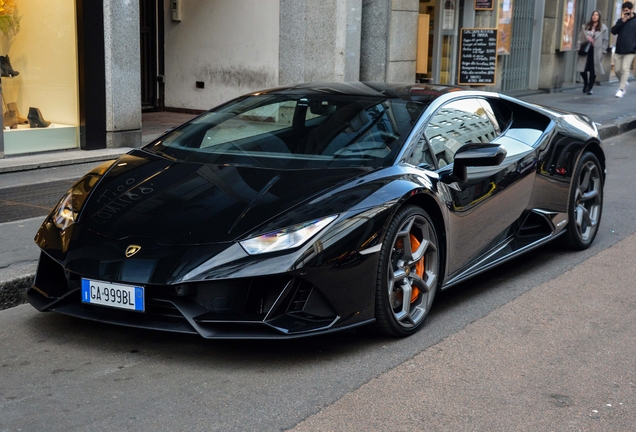 Lamborghini Huracán LP640-4 EVO