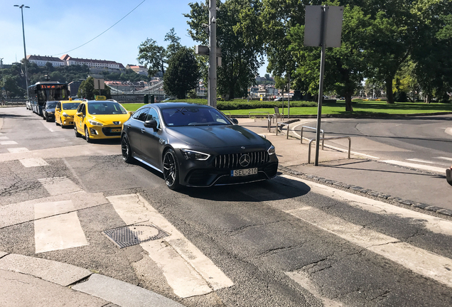 Mercedes-AMG GT 63 S X290