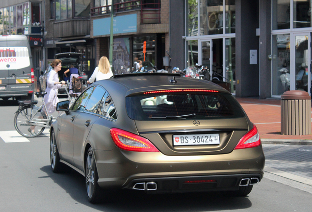 Mercedes-Benz CLS 63 AMG X218 Shooting Brake