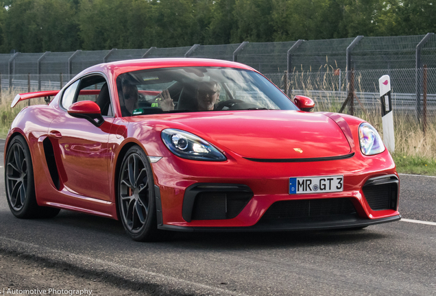 Porsche 718 Cayman GT4