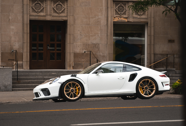 Porsche 991 GT3 RS MkII Weissach Package