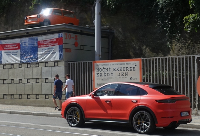 Porsche Cayenne Coupé Turbo S E-Hybrid