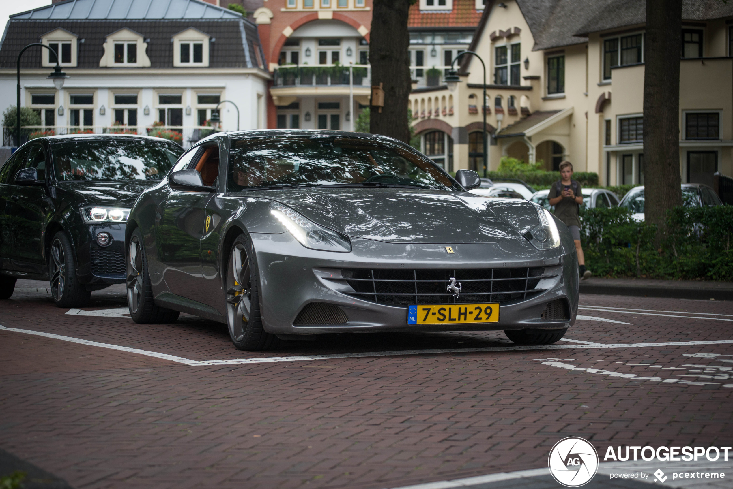 Ferrari FF