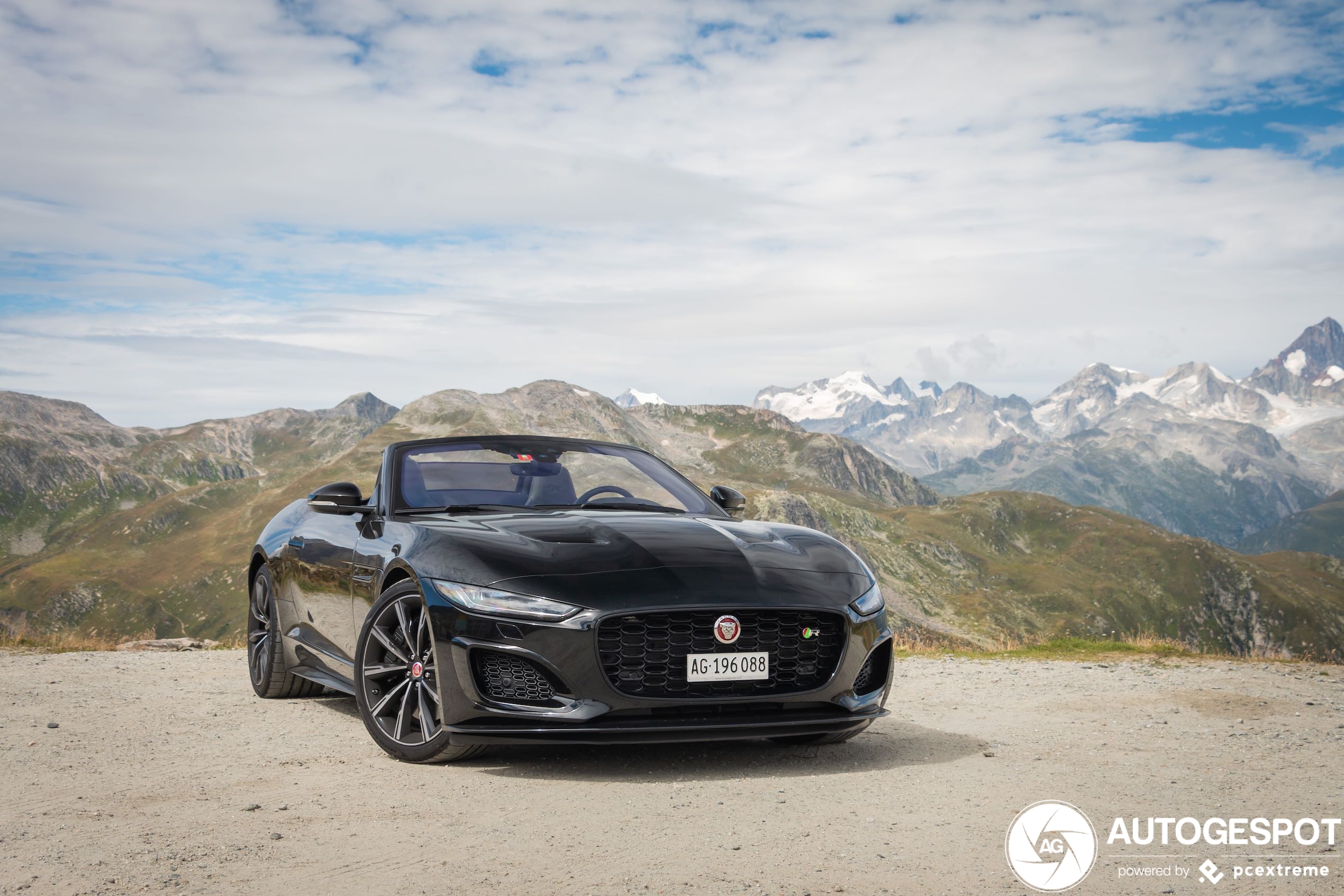 Jaguar F-TYPE R Convertible 2020