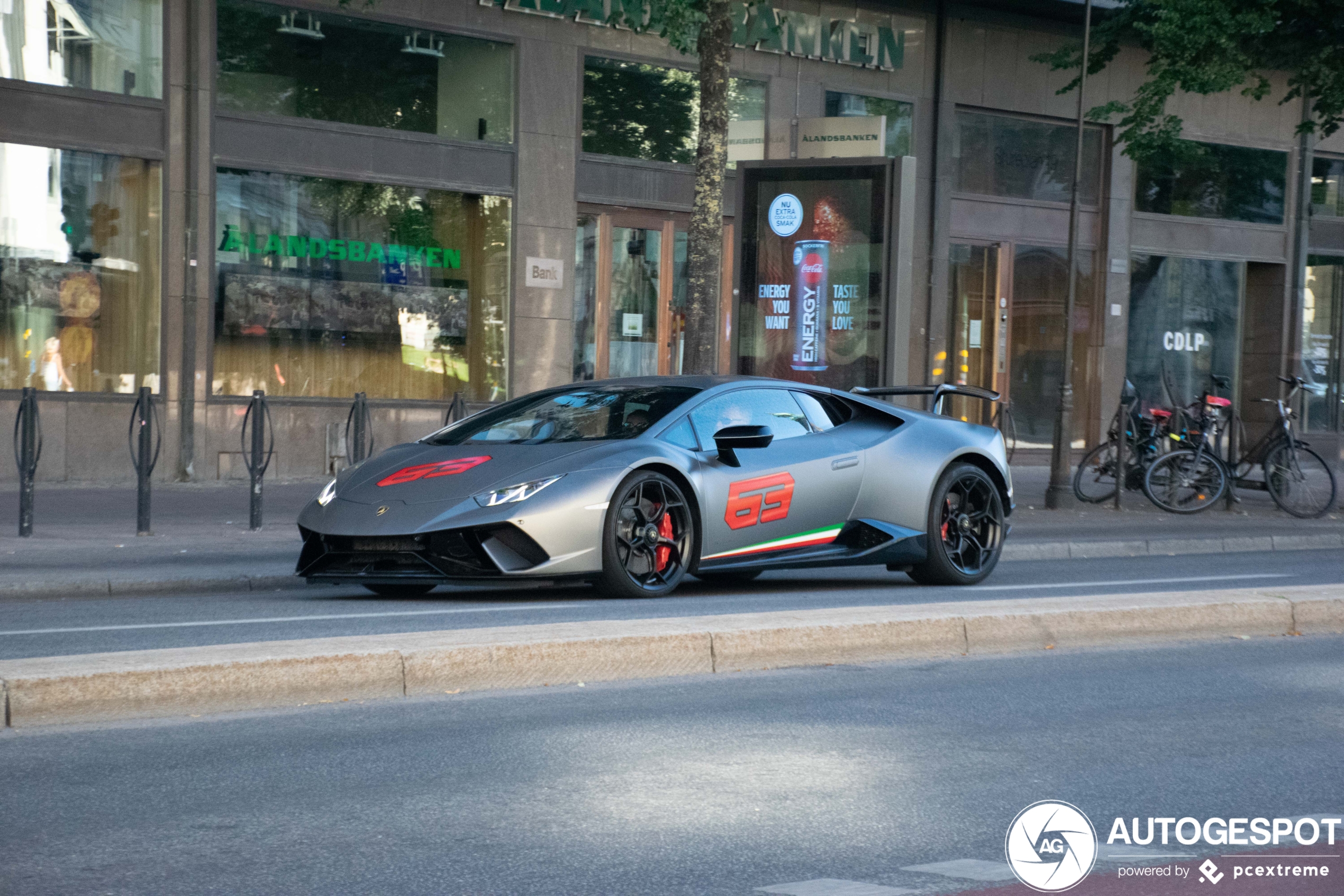 Lamborghini Huracán LP640-4 Performante