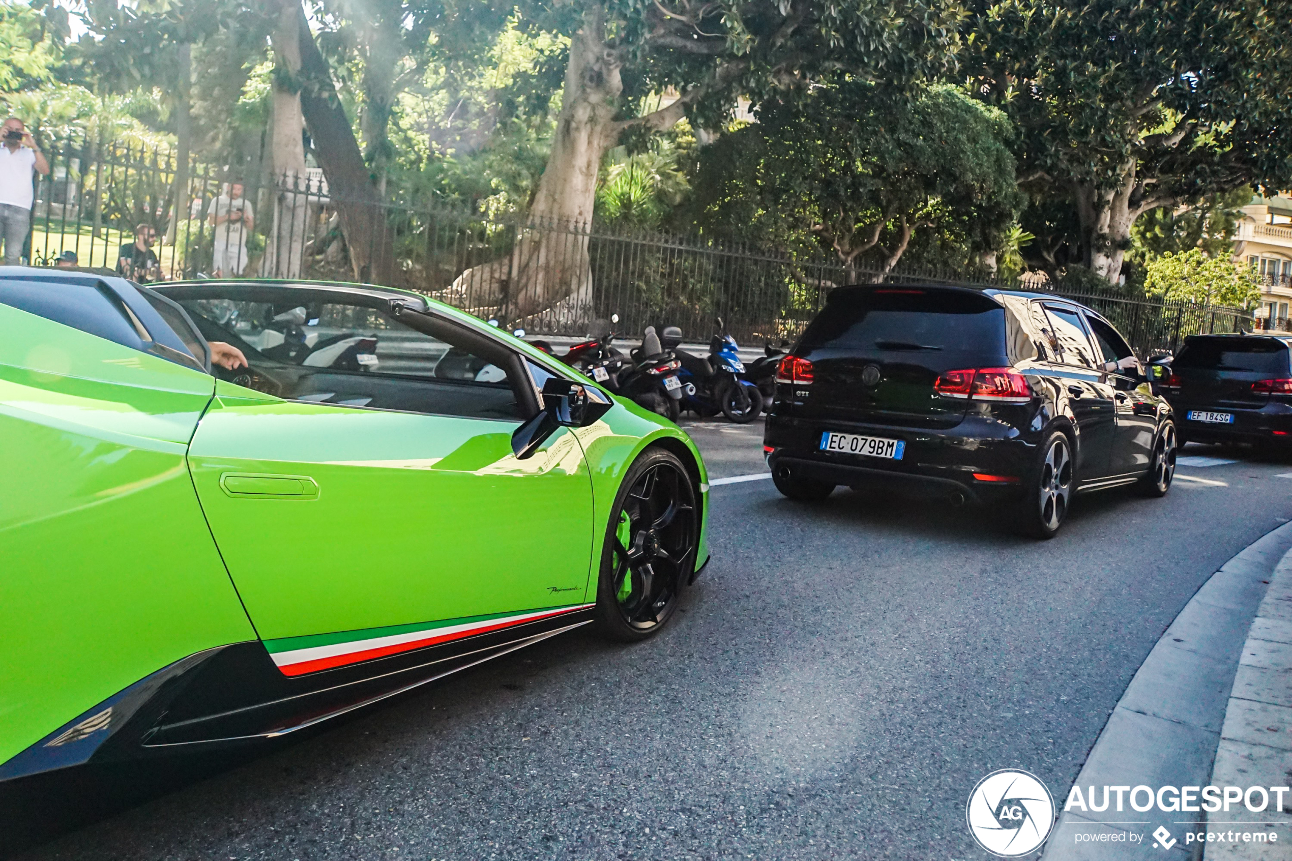 Lamborghini Huracán LP640-4 Performante Spyder