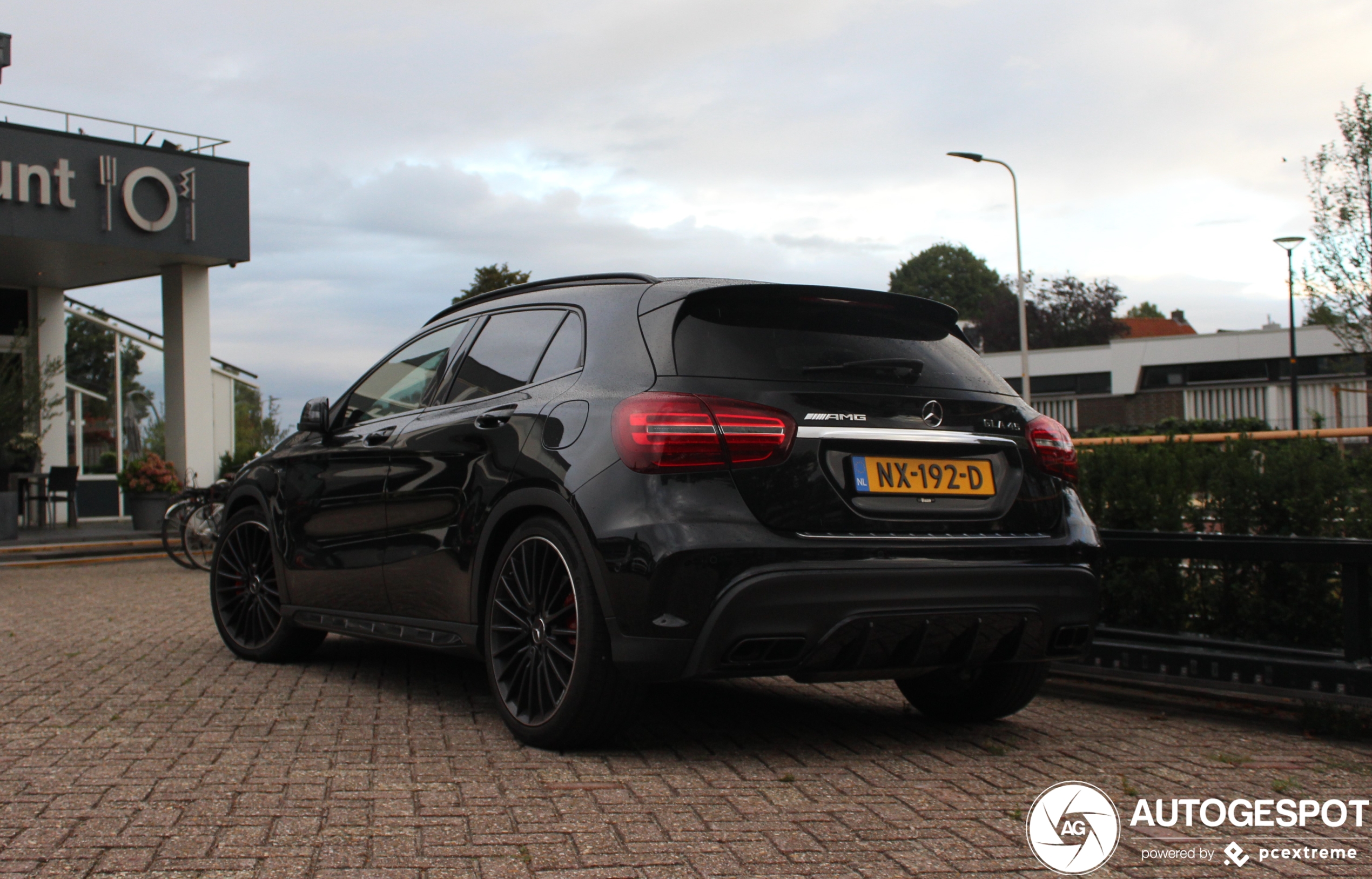 Mercedes-AMG GLA 45 X156 2017