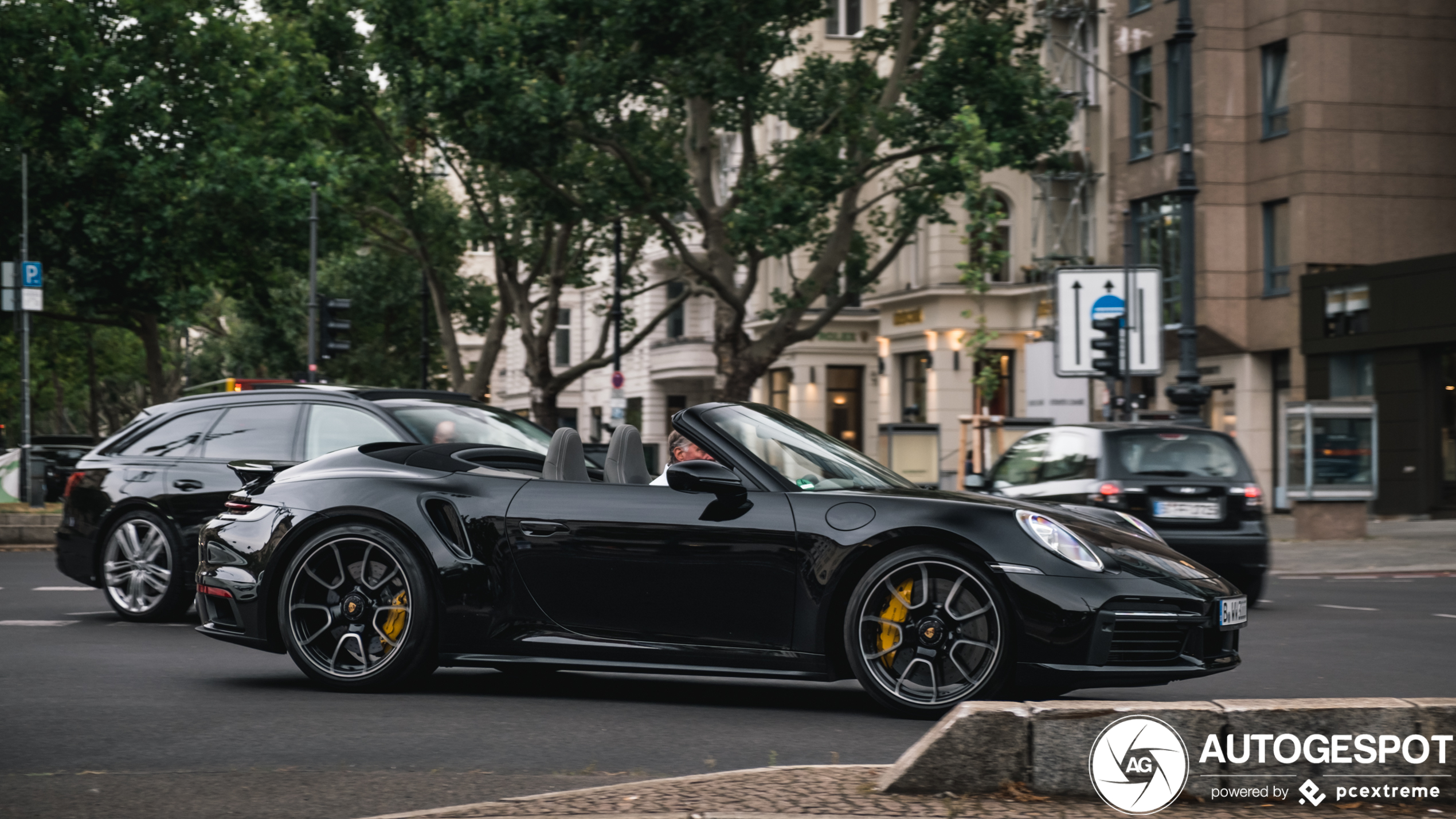 Porsche 992 Turbo S Cabriolet