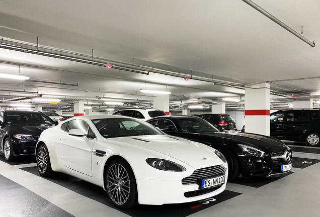 Aston Martin V8 Vantage