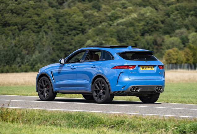 Jaguar F-PACE SVR