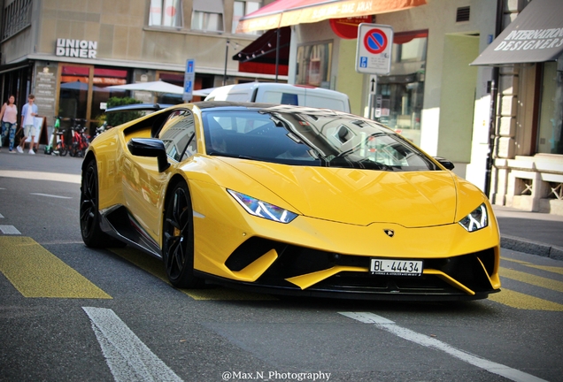 Lamborghini Huracán LP640-4 Performante