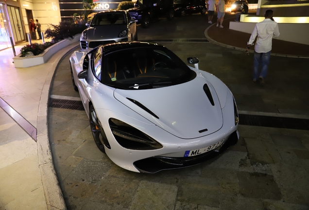 McLaren 720S Spider