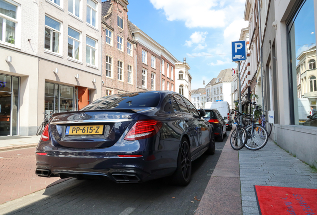 Mercedes-AMG E 63 S W213