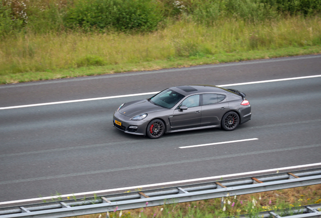 Porsche 970 Panamera GTS MkI