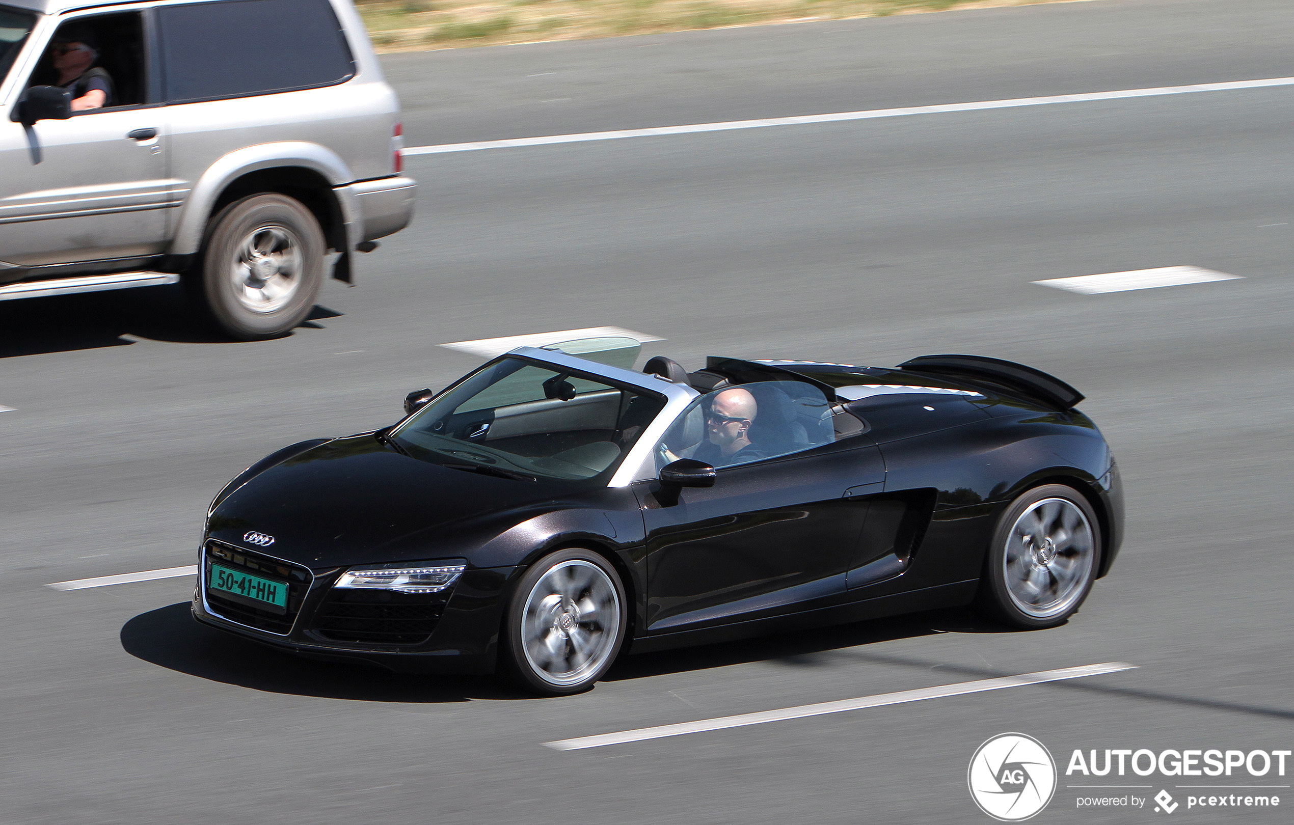 Audi R8 V8 Spyder 2013