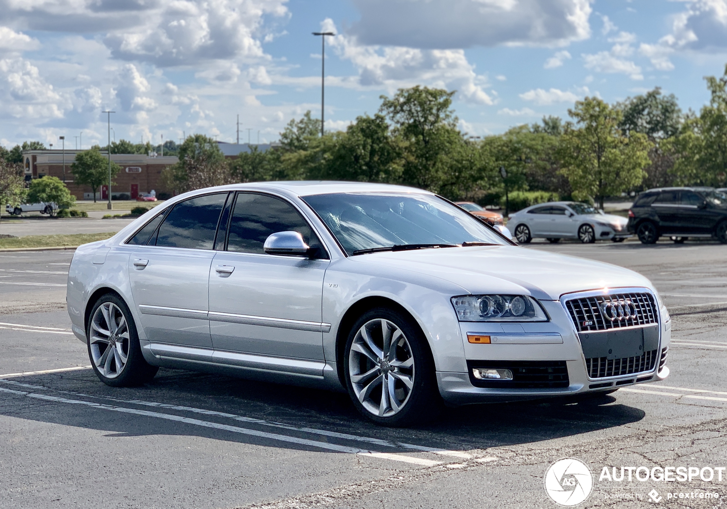 Audi S8 D3