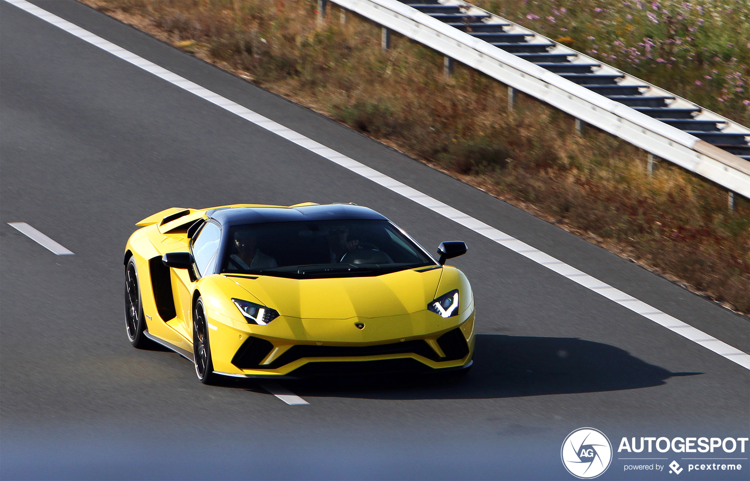 Lamborghini Aventador S LP740-4 Roadster