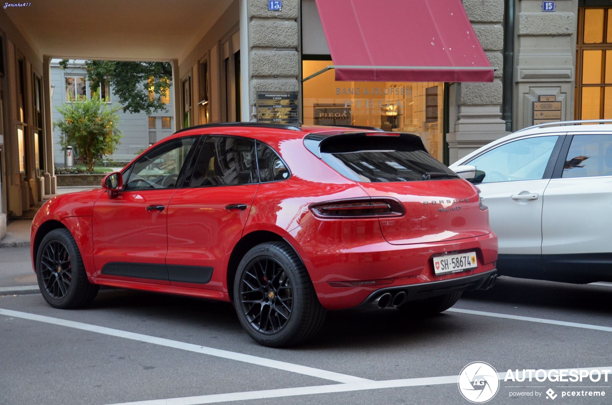 Porsche 95B Macan GTS