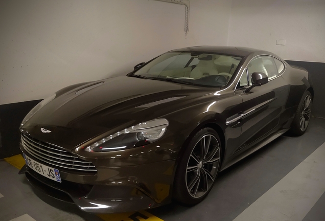 Aston Martin Vanquish 2013