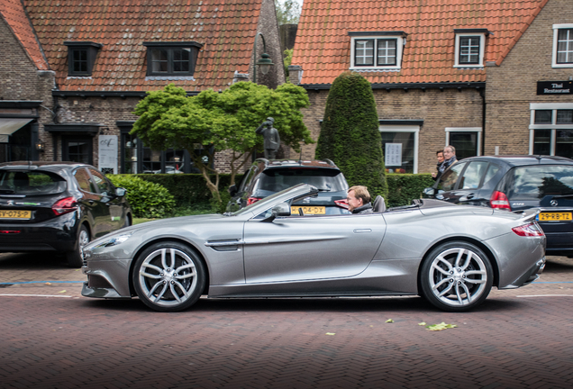 Aston Martin Vanquish Volante