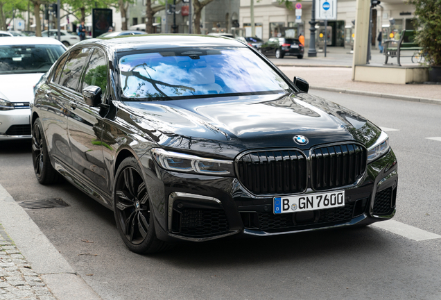 BMW M760Li xDrive 2019