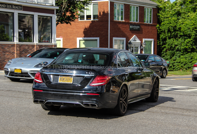 Mercedes-AMG E 63 S W213