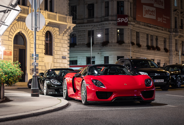 Porsche 918 Spyder Weissach Package